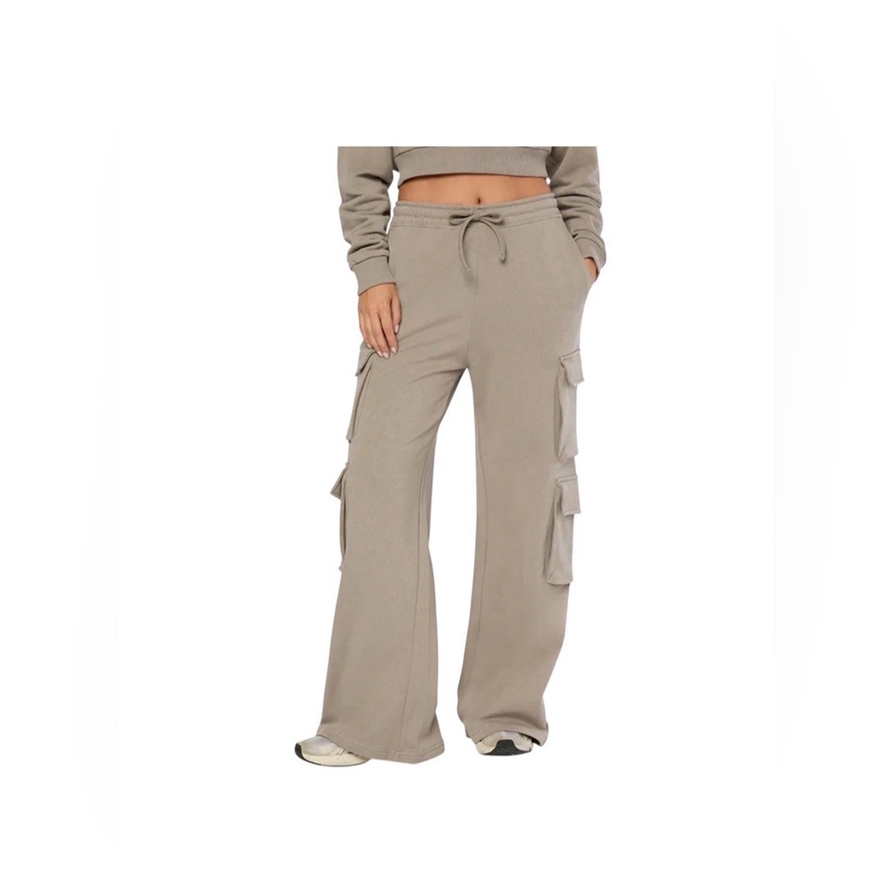 WeWoreWhat NWT Cargo Sweatpants